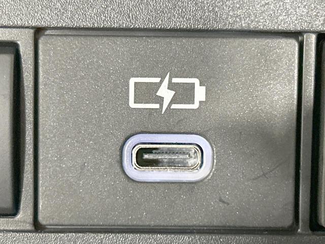 ヤリスクロス ハイブリッドＺ　４ＷＤ　純正８インチナビ　全周囲カメラ　寒冷地仕様　衝突被害軽減システム　レーダークルーズ　禁煙車　ヒートシーター　ステアリングヒーター　フルセグＴＶ　ＬＥＤヘッド　ＥＴＣ　ドラレコ（37枚目）