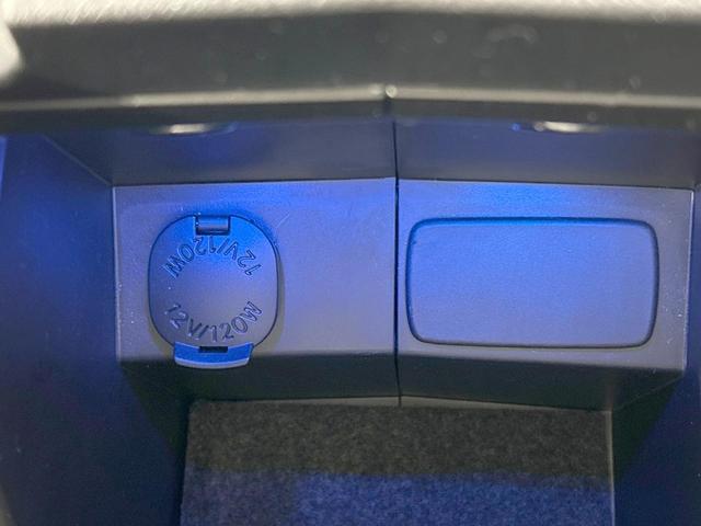 フォレスター ２．０ＸＴ　アイサイト　４ＷＤ　ＳＤナビ　バックカメラ　衝突軽減　パワーシート　シートヒーター　パドルシフト　レーダークルーズ　禁煙車　ハーフレザーシート　コーナーセンサー　スマートキー　ＨＩＤヘッド　ＥＴＣ　オートライト（32枚目）