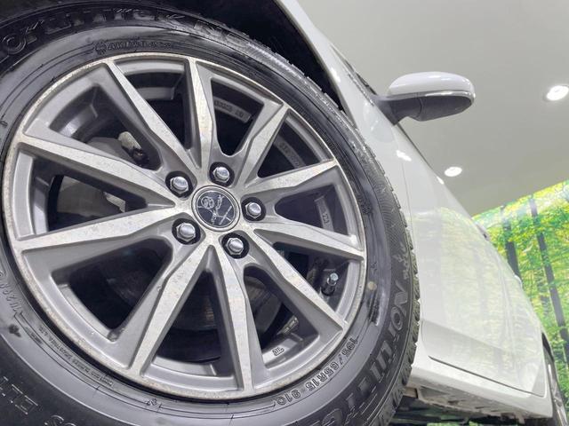 プリウス S 4WD 純正9型ナビ バックカメラ 衝突軽減システム レーダークルーズコントロール LEDヘッド・LEDフォグ ドラレコ ETC オートライト オートエアコン スマートキー(13枚目)