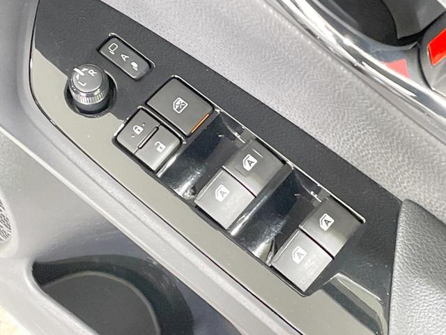 プリウス S 4WD 純正9型ナビ バックカメラ 衝突軽減システム レーダークルーズコントロール LEDヘッド・LEDフォグ ドラレコ ETC オートライト オートエアコン スマートキー(36枚目)