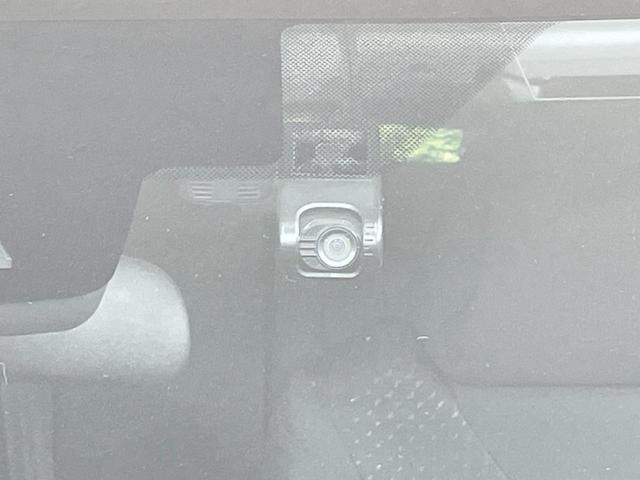 プリウス S 4WD 純正9型ナビ バックカメラ 衝突軽減システム レーダークルーズコントロール LEDヘッド・LEDフォグ ドラレコ ETC オートライト オートエアコン スマートキー(51枚目)