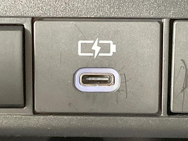 ヤリスクロス ハイブリッドZ 禁煙車 純正8型ナビ 全周囲カメラ BSM パワーシート シートヒーター 衝突軽減 寒冷地仕様 レーダークルーズ LEDヘッド ドラレコ ETC 純正18AW オートハイビーム ステアリングスイッチ(44枚目)