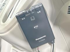 【ＥＴＣ】高速道路の料金所をストレスなく通過！話題のスポットやサービスエリアに多い「スマートIntercooler」利用時は必須のアイテムです。当店でセットアップを実施、ご納車当日からすぐにご利用いただけます！ 4