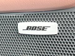 【ＢＯＳＥサウンドシステム】メーカーオプションの高品位サウンドシステムを搭載。専用のチューニングが施された大小様々なスピーカーから良質なサウンドが奏でられ、臨場感あふれる音響空間を演出します。 6