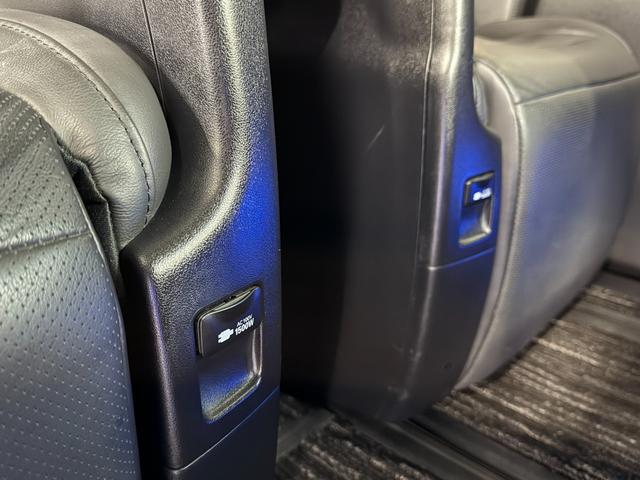 ヴェルファイアハイブリッド ＺＲ　Ｇエディション　モデリスタフルエアロ／レオニス１９インチ／レザーシート／メーカーナビＴＶ／パノラミックビューモニター／フリップダウン／デジタルインナーミラー／シートヒーター／ベンチレーション／両側パワースライド（42枚目）