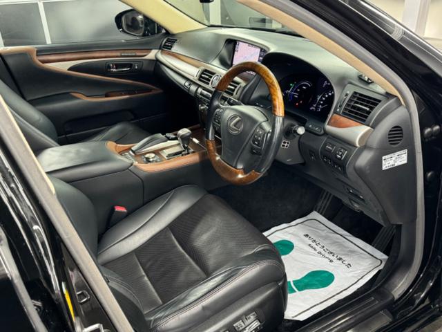 LEXUS LS LS600HL