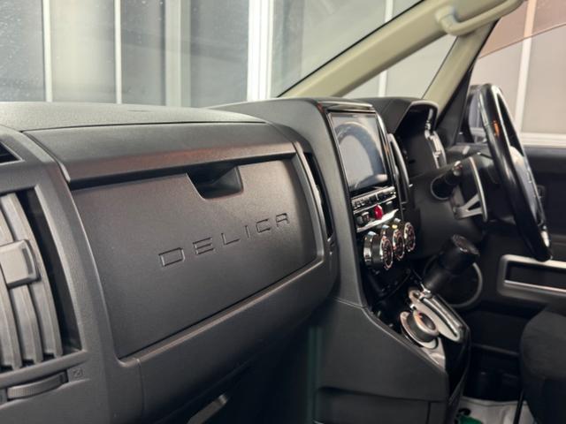 デリカＤ：５ Ｄ　パワーパッケージ　本州仕入れ／ＭＫＷ１６インチアルミ／ＢＦグッドリッチ／グリルマーカー／アルパインナビＴＶ／バックカメラ／両側パワースライドドア／シートヒーター／クルーズコントロール／社外フォグランプ／パドルシフト（64枚目）