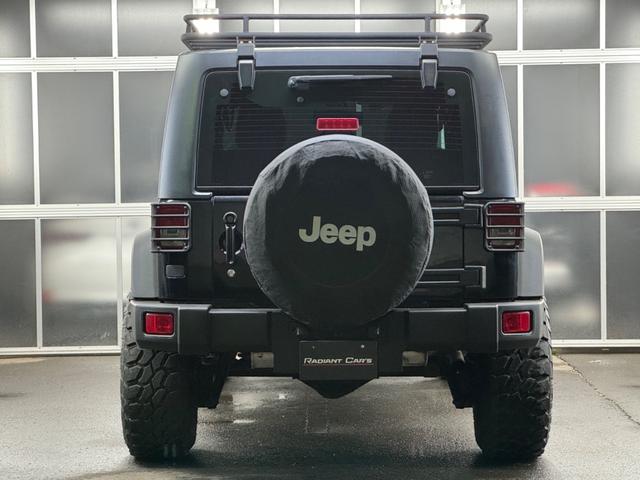 ジープ・ラングラーアンリミテッド スポーツ リフトアップ/マッドタイヤ/社外バンパー/社外グリル/社外ヘッドライト/サイドマーカー/サイドステップ/ルーフラック/テールガード/アルパインフローティングナビTV/バックカメラ/ETC車載器(22枚目)