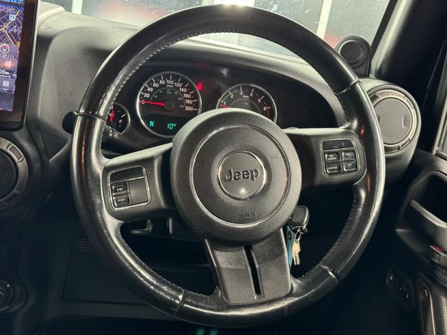 ジープ・ラングラーアンリミテッド スポーツ リフトアップ/マッドタイヤ/社外バンパー/社外グリル/社外ヘッドライト/サイドマーカー/サイドステップ/ルーフラック/テールガード/アルパインフローティングナビTV/バックカメラ/ETC車載器(52枚目)