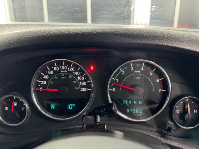 ジープ・ラングラーアンリミテッド スポーツ リフトアップ/マッドタイヤ/社外バンパー/社外グリル/社外ヘッドライト/サイドマーカー/サイドステップ/ルーフラック/テールガード/アルパインフローティングナビTV/バックカメラ/ETC車載器(63枚目)