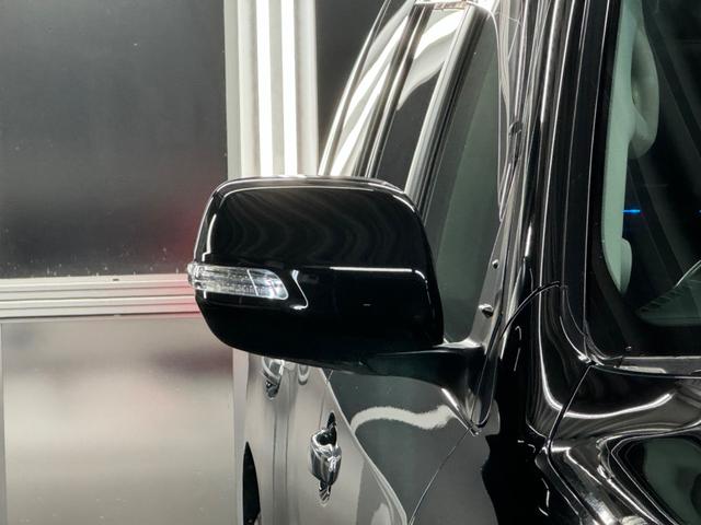 ランドクルーザー ＺＸ　１ナンバー登録／ＷＡＬＤ２２インチ／モデリスタエアロ／ガナドールマフラー／社外テール／サンルーフ／黒革シート／シートヒーター／ベンチレーション／サスコン／メーカーＯＰナビＴＶ／コーナーソナー／エンスタ（8枚目）