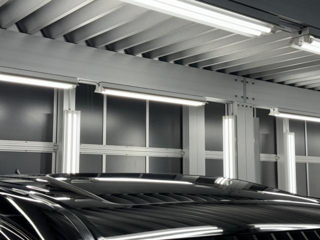 ランドクルーザー ＺＸ　１ナンバー登録／ＷＡＬＤ２２インチ／モデリスタエアロ／ガナドールマフラー／社外テール／サンルーフ／黒革シート／シートヒーター／ベンチレーション／サスコン／メーカーＯＰナビＴＶ／コーナーソナー／エンスタ（10枚目）