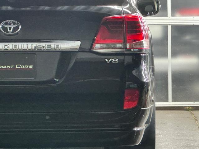 ランドクルーザー ＺＸ　１ナンバー登録／ＷＡＬＤ２２インチ／モデリスタエアロ／ガナドールマフラー／社外テール／サンルーフ／黒革シート／シートヒーター／ベンチレーション／サスコン／メーカーＯＰナビＴＶ／コーナーソナー／エンスタ（26枚目）