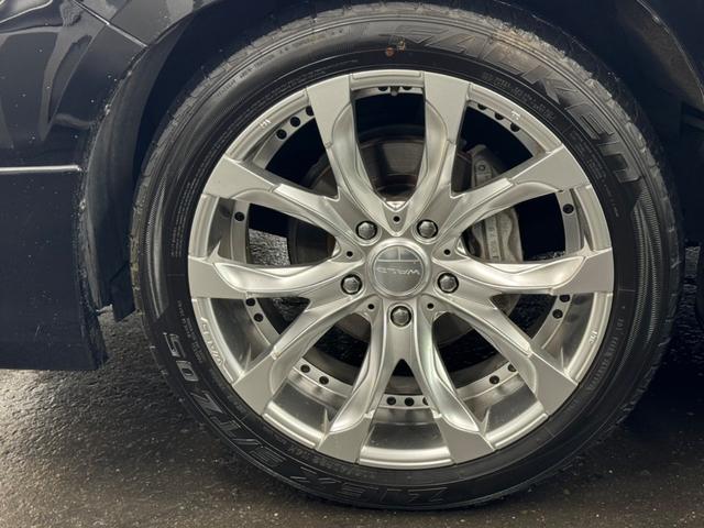 ランドクルーザー ＺＸ　１ナンバー登録／ＷＡＬＤ２２インチ／モデリスタエアロ／ガナドールマフラー／社外テール／サンルーフ／黒革シート／シートヒーター／ベンチレーション／サスコン／メーカーＯＰナビＴＶ／コーナーソナー／エンスタ（34枚目）