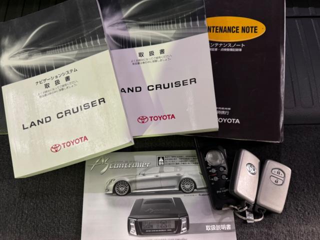 ランドクルーザー ＺＸ　１ナンバー登録／ＷＡＬＤ２２インチ／モデリスタエアロ／ガナドールマフラー／社外テール／サンルーフ／黒革シート／シートヒーター／ベンチレーション／サスコン／メーカーＯＰナビＴＶ／コーナーソナー／エンスタ（78枚目）