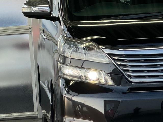 ヴェルファイア ３．５Ｚ　プラチナセレクションＩＩ　タイプゴールド　社外１８インチＡＷ／システムコンソール／両側パワースライドドア／パワーバックドア／純正オプションナビＴＶ／バックカメラ／コンビハンドル／ＥＴＣ車載器／切替４ＷＤ／コーナーセンサー／クルーズコントロール（3枚目）