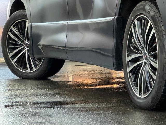 ヴェルファイア ３．５Ｚ　プラチナセレクションＩＩ　タイプゴールド　社外１８インチＡＷ／システムコンソール／両側パワースライドドア／パワーバックドア／純正オプションナビＴＶ／バックカメラ／コンビハンドル／ＥＴＣ車載器／切替４ＷＤ／コーナーセンサー／クルーズコントロール（23枚目）