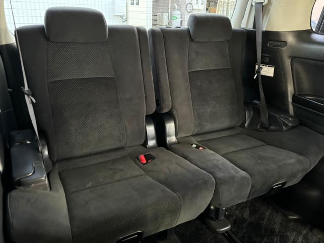 ヴェルファイア ３．５Ｚ　プラチナセレクションＩＩ　タイプゴールド　社外１８インチＡＷ／システムコンソール／両側パワースライドドア／パワーバックドア／純正オプションナビＴＶ／バックカメラ／コンビハンドル／ＥＴＣ車載器／切替４ＷＤ／コーナーセンサー／クルーズコントロール（35枚目）