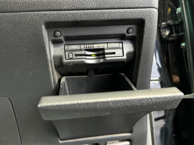 ヴェルファイア ３．５Ｚ　プラチナセレクションＩＩ　タイプゴールド　社外１８インチＡＷ／システムコンソール／両側パワースライドドア／パワーバックドア／純正オプションナビＴＶ／バックカメラ／コンビハンドル／ＥＴＣ車載器／切替４ＷＤ／コーナーセンサー／クルーズコントロール（51枚目）