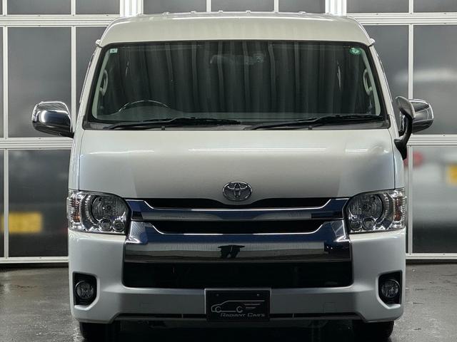 ハイエースバン ロングワイドスーパーＧＬ　本州仕入れ／ナイトロパワー１７インチ／新品タイヤ／ローダウン／ベッドキット／両側パワースライド／ＬＥＤヘッドライト／社外ＳＤナビＴＶ／追加スピーカー／バックカメラ／ＥＴＣ車載器／ドラレコ／シートカバー（10枚目）