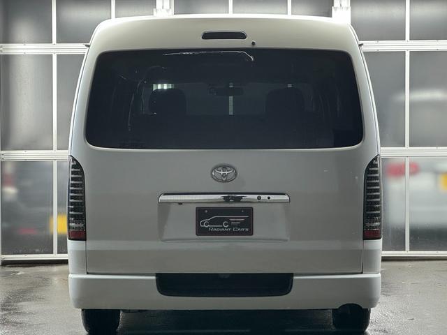 ハイエースバン ロングワイドスーパーＧＬ　本州仕入れ／ナイトロパワー１７インチ／新品タイヤ／ローダウン／ベッドキット／両側パワースライド／ＬＥＤヘッドライト／社外ＳＤナビＴＶ／追加スピーカー／バックカメラ／ＥＴＣ車載器／ドラレコ／シートカバー（22枚目）