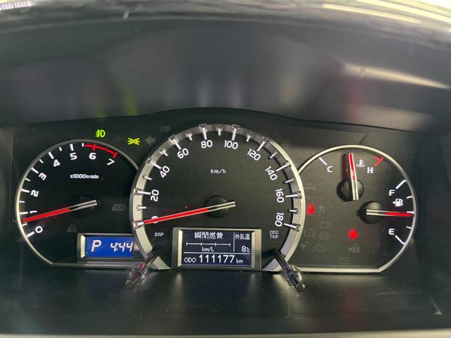 ハイエースバン ロングワイドスーパーＧＬ　本州仕入れ／ナイトロパワー１７インチ／新品タイヤ／ローダウン／ベッドキット／両側パワースライド／ＬＥＤヘッドライト／社外ＳＤナビＴＶ／追加スピーカー／バックカメラ／ＥＴＣ車載器／ドラレコ／シートカバー（69枚目）