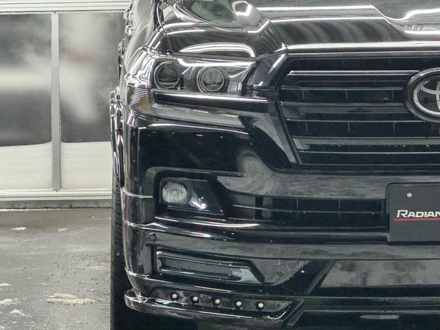 ランドクルーザー ZX 後期フェイス/WALDエアロ/オーバーフェンダー/エルフォード24インチ/アルパイン10インチナビTV/黒革シート/サンルーフ/パワーバックドア/ヒッチメンバー/サスコン/エンスタ/社外マフラー(10枚目)