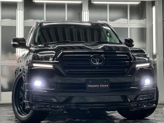 ランドクルーザー ZX 後期フェイス/WALDエアロ/オーバーフェンダー/エルフォード24インチ/アルパイン10インチナビTV/黒革シート/サンルーフ/パワーバックドア/ヒッチメンバー/サスコン/エンスタ/社外マフラー(14枚目)