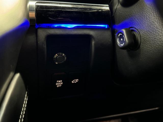 ランドクルーザー ZX 後期フェイス/WALDエアロ/オーバーフェンダー/エルフォード24インチ/アルパイン10インチナビTV/黒革シート/サンルーフ/パワーバックドア/ヒッチメンバー/サスコン/エンスタ/社外マフラー(67枚目)