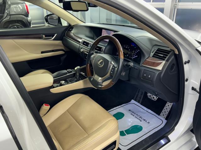 ＧＳ ＧＳ３５０　Ｉパッケージ　本革シート／ＲＳＲ車高調／シートヒーター／ベンチレーション／電動サンシェード／コンビハンドル／シートメモリー／純正エンジンスターター／寒冷地仕様／リア３面スモーク／ＥＴＣ車載器／クルーズコントロール（37枚目）