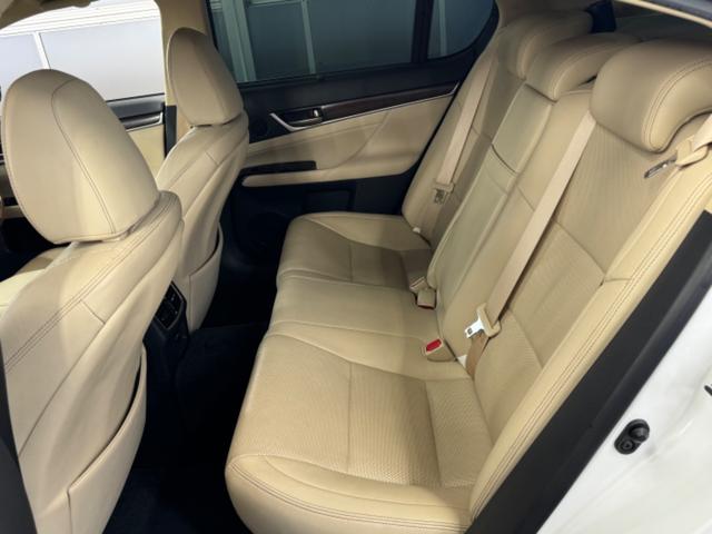 ＧＳ ＧＳ３５０　Ｉパッケージ　本革シート／ＲＳＲ車高調／シートヒーター／ベンチレーション／電動サンシェード／コンビハンドル／シートメモリー／純正エンジンスターター／寒冷地仕様／リア３面スモーク／ＥＴＣ車載器／クルーズコントロール（44枚目）