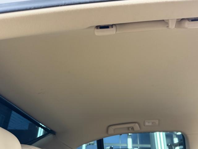 ＧＳ ＧＳ３５０　Ｉパッケージ　本革シート／ＲＳＲ車高調／シートヒーター／ベンチレーション／電動サンシェード／コンビハンドル／シートメモリー／純正エンジンスターター／寒冷地仕様／リア３面スモーク／ＥＴＣ車載器／クルーズコントロール（47枚目）