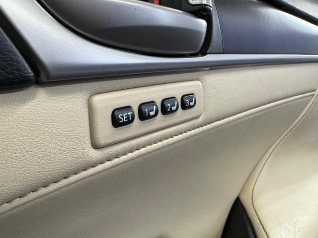 ＧＳ ＧＳ３５０　Ｉパッケージ　本革シート／ＲＳＲ車高調／シートヒーター／ベンチレーション／電動サンシェード／コンビハンドル／シートメモリー／純正エンジンスターター／寒冷地仕様／リア３面スモーク／ＥＴＣ車載器／クルーズコントロール（53枚目）