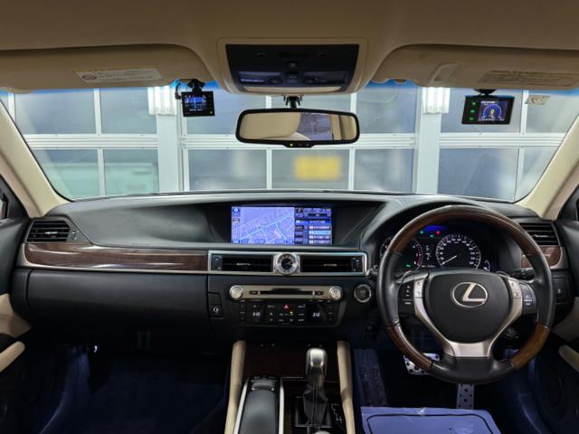 ＧＳ ＧＳ３５０　Ｉパッケージ　本革シート／ＲＳＲ車高調／シートヒーター／ベンチレーション／電動サンシェード／コンビハンドル／シートメモリー／純正エンジンスターター／寒冷地仕様／リア３面スモーク／ＥＴＣ車載器／クルーズコントロール（54枚目）