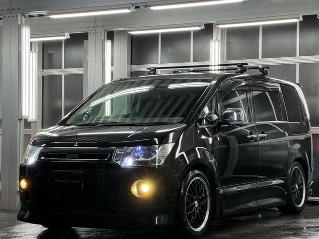 デリカＤ：５ ローデスト　Ｇ　パワーパッケージ　本州仕入れ／社外１９インチアルミ／ローダウン／社外マフラー／カロッツェリアナビＴＶ／カロッツェリアリアモニター／両側パワースライド／パドルシフト／レザー調シートカバー／ＥＴＣ車載器／ルーフキャリア（5枚目）