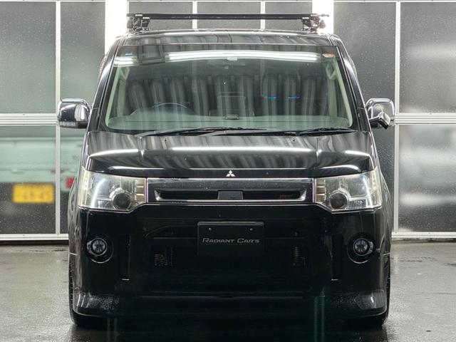 デリカＤ：５ ローデスト　Ｇ　パワーパッケージ　本州仕入れ／社外１９インチアルミ／ローダウン／社外マフラー／カロッツェリアナビＴＶ／カロッツェリアリアモニター／両側パワースライド／パドルシフト／レザー調シートカバー／ＥＴＣ車載器／ルーフキャリア（9枚目）