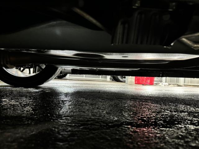 デリカＤ：５ ローデスト　Ｇ　パワーパッケージ　本州仕入れ／社外１９インチアルミ／ローダウン／社外マフラー／カロッツェリアナビＴＶ／カロッツェリアリアモニター／両側パワースライド／パドルシフト／レザー調シートカバー／ＥＴＣ車載器／ルーフキャリア（33枚目）