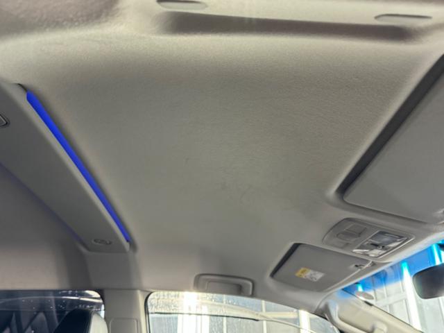 デリカＤ：５ ローデスト　Ｇ　パワーパッケージ　本州仕入れ／社外１９インチアルミ／ローダウン／社外マフラー／カロッツェリアナビＴＶ／カロッツェリアリアモニター／両側パワースライド／パドルシフト／レザー調シートカバー／ＥＴＣ車載器／ルーフキャリア（46枚目）