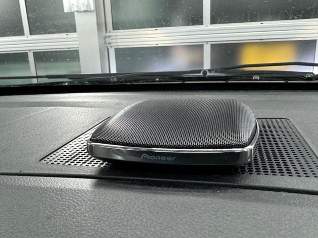 デリカＤ：５ ローデスト　Ｇ　パワーパッケージ　本州仕入れ／社外１９インチアルミ／ローダウン／社外マフラー／カロッツェリアナビＴＶ／カロッツェリアリアモニター／両側パワースライド／パドルシフト／レザー調シートカバー／ＥＴＣ車載器／ルーフキャリア（58枚目）