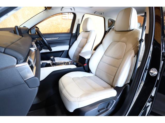 ＣＸ－５ ＸＤ　Ｌパッケージ　ワンオーナー　サンルーフ　ＢＯＳＥサウンド　新品タイヤ　白本革／パワーシート／シートヒーター／メモリー　パワーバックドア　サイド／バックカメラ　レーダークルーズ　衝突軽減　ＢＳＭ／ＲＣＴＡ／ＥＴＣ（14枚目）