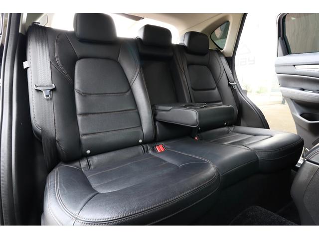 ＣＸ－５ ＸＤ　Ｌパッケージ　ＢＯＳＥ　黒革シート　エンスタ　パワーバックドア　ＢＳＭ／ＲＣＴＡ／ＨＵＤ　　シートヒーター　ステアヒーター　レーダークルーズ　純正ＳＤナビ　バックカメラ　ＥＴＣ　ＢＳＭ　ＲＣＴＡ　ＬＥＤヘッドライト（16枚目）