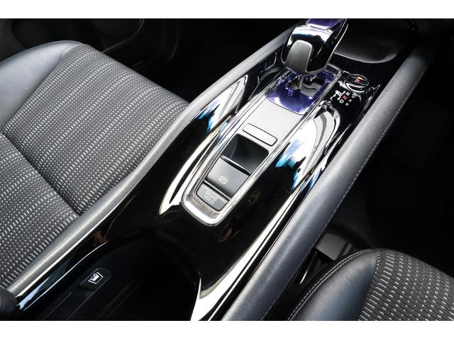 ヴェゼル ハイブリッドＸ・Ｌパッケージ　８型ナビ　ドラレコ　バックカメラ　ＥＴＣ　黒半革　シートヒーター　無限エアロ／ハイドロフィリックミラー／リアウイング　柿本マフラー　衝突軽減ブレーキ　ＬＥＤヘッドライト／ＬＥＤスカッフ　純正１７ＡＷ（48枚目）