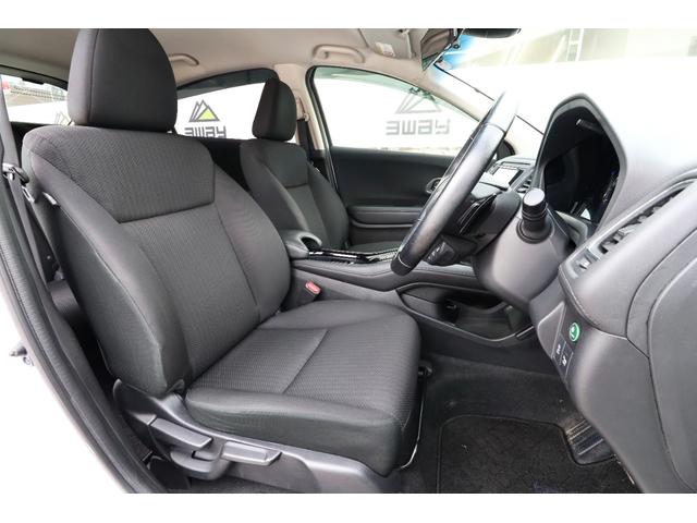 ヴェゼル ハイブリッドX ケンウッドSDナビ バックカメラ ETC 衝突軽減ブレーキ オートクルーズ シートヒーター 地デジ/CD/DVD/USB/Bluetooth 電子パーキング/オートブレーキホールド LEDヘッドライト(9枚目)