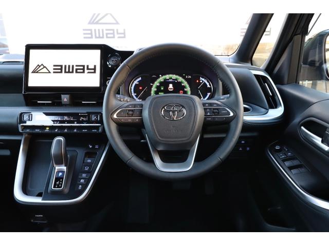 ヴォクシー ハイブリッドS-Z ワンオナ 全方位カメラ パワーバックドア デジタルインナーミラー 10.5型DA 14型後席モニター 両側パワースライドドア オットマン ステアヒーター/シートヒーター LEDヘッドライト HUD(11枚目)