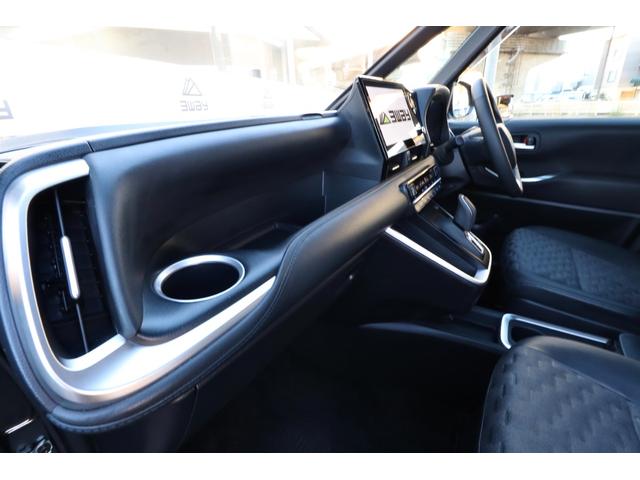 ヴォクシー ハイブリッドS-Z ワンオナ 全方位カメラ パワーバックドア デジタルインナーミラー 10.5型DA 14型後席モニター 両側パワースライドドア オットマン ステアヒーター/シートヒーター LEDヘッドライト HUD(50枚目)