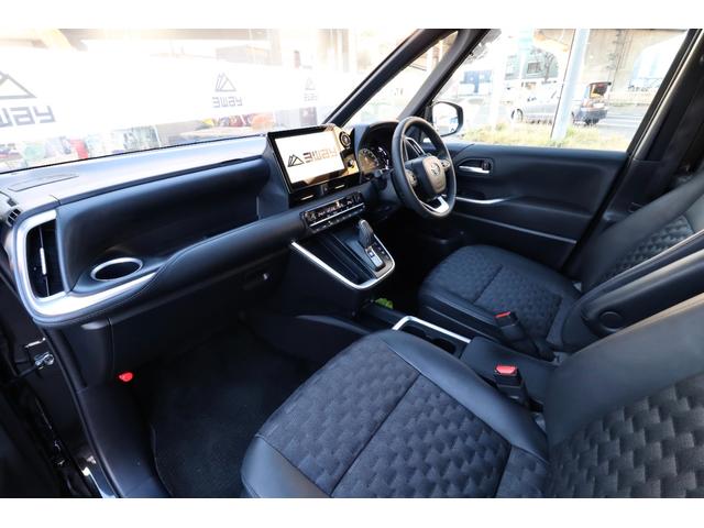 ヴォクシー ハイブリッドS-Z ワンオナ 全方位カメラ パワーバックドア デジタルインナーミラー 10.5型DA 14型後席モニター 両側パワースライドドア オットマン ステアヒーター/シートヒーター LEDヘッドライト HUD(51枚目)