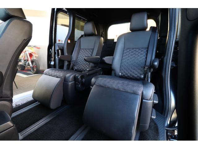 ヴォクシー ハイブリッドS-Z ワンオナ 全方位カメラ パワーバックドア デジタルインナーミラー 10.5型DA 14型後席モニター 両側パワースライドドア オットマン ステアヒーター/シートヒーター LEDヘッドライト HUD(56枚目)