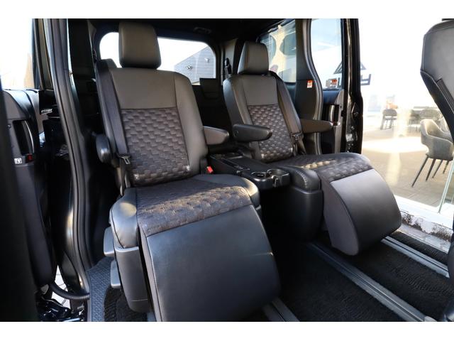 ヴォクシー ハイブリッドS-Z ワンオナ 全方位カメラ パワーバックドア デジタルインナーミラー 10.5型DA 14型後席モニター 両側パワースライドドア オットマン ステアヒーター/シートヒーター LEDヘッドライト HUD(59枚目)