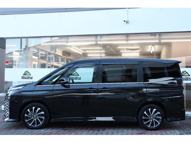 ヴォクシー ハイブリッドS-Z ワンオナ 全方位カメラ パワーバックドア デジタルインナーミラー 10.5型DA 14型後席モニター 両側パワースライドドア オットマン ステアヒーター/シートヒーター LEDヘッドライト HUD(67枚目)