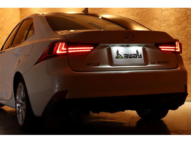 IS IS250 夏冬タイヤ 黒半革 ドラレコ パワーシート Bカメラ 純正SDナビ/地デジ CD/DVD/Bluetooth レーダークルーズ ステアヒーター/シートヒーター コーナーセンサー ETC 寒冷地仕様車(17枚目)